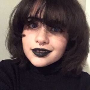 Meet your Posher, Jinx